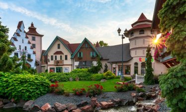 Ladies Day Out in Little Bavaria